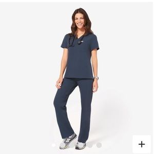 FIGS Casma Three-Pocket Scrub Top and Yola High Waisted 2.0 Skinny Scrub Pants